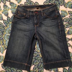 Tommy Hilfiger Size 8 Bermuda Shorts
